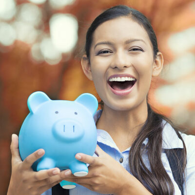 4 Reasons Students Should Get a Savings Account