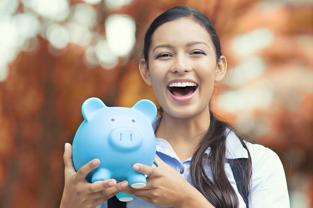 4 Reasons Students Should Get a Savings Account